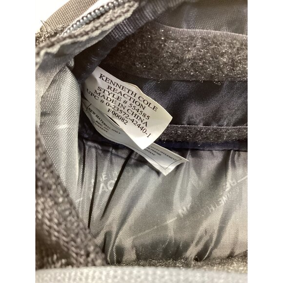 Kenneth Cole Reaction Black Mini Crossbody Camera Bag*Many Zip Pockets*EUC - Picture 9 of 9